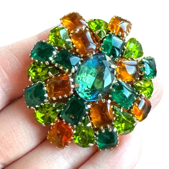 Vintage C1960s Crystal green amber brooch LG Juliana ? - Picture 6 of 13